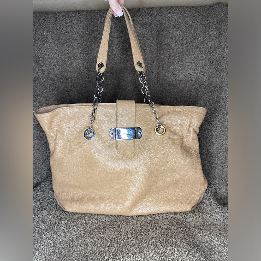 VGUC Furla Pebbled Leather Chain Strap Shoulder Bag